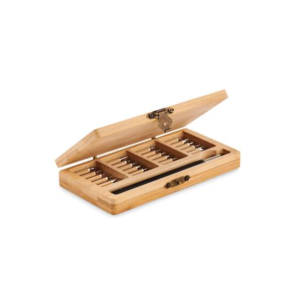 Set herramientas de 24 piezas