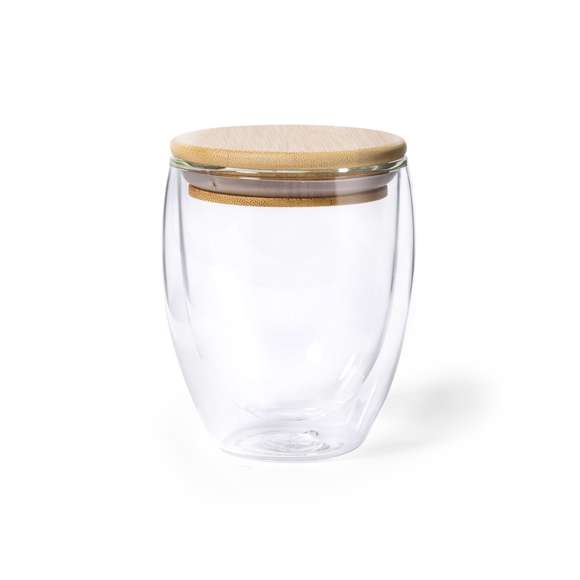 Vaso térmico de línea nature en alta calidad, de doble pared y 250ml de capacidad. Fabricado en cristal de borosilicato, que ofrece una resistencia y durabilidad excepcionales, alargando su vida útil y pudiendo ser reutilizado infinidad de veces. Tapa en bambú y presentado en atractiva caja de diseño eco.