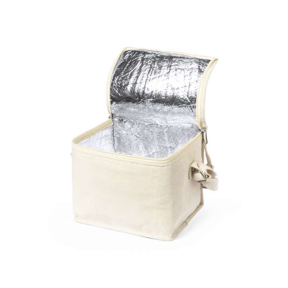 Nevera de línea nature fabricada en material 100% algodón, con interior isotermo acabado en aluminio. Cierre de cremallera con doble tirador de cordón y asa de transporte a juego.
