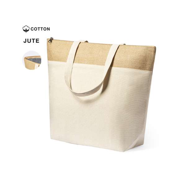 Bolsa térmica en resistente material 100% algodón de 225g/m2, con parte superior en yute laminado y asas de algodón. Compartimento principal con cierre de cremallera y tirador metálico, con interior isotermo de aluminio. De acabado cosido, con asas medianas reforzadas y resistencia hasta 7kg de peso.