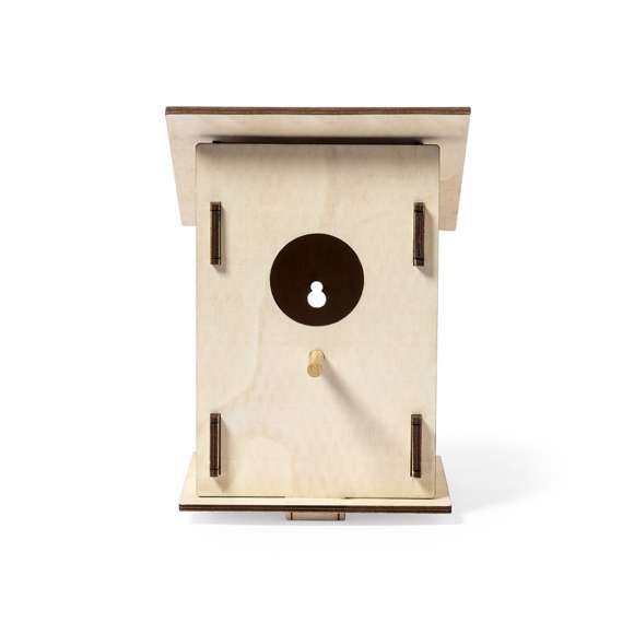 Original caseta para pájaro en madera de 4mm de grosor. De fácil montaje y presentación desmontada.