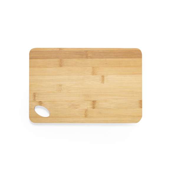 Tabla de línea nature fabricada en bambú pulido, ideal para corte y presentación, con troquel para fácil manejo y para colgar.
