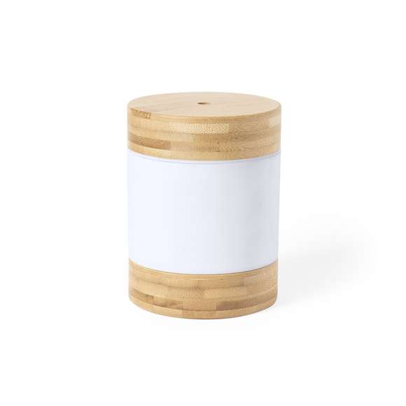 Elegante y decorativo humidificador de línea nature, fabricado en combinación de bambú con resistente PC. Con luz led de 2 posiciones y vaporización continua. Depósito de 250 ml, indicado para uso en estancias de hasta 25m2. Conexión USB y cable Micro USB incluido de 100 cm. Presentado en atractiva caja de diseño eco.