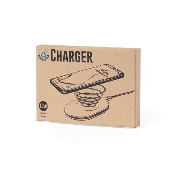 Cargador inalámbrico 10W de línea nature, con práctico diseño ovalado. Carcasa en ABS reciclado (RABS) y con certificación RCS, que garantiza el origen reciclado del mismo. Cable de carga incluido, base antideslizante y compatible con dispositivos equipados con tecnología de carga inalámbrica. Presentado en atractiva caja de diseño eco. Disponible manual de instrucciones en español e inglés.