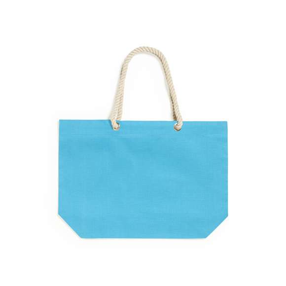 Bolsa fabricada en resistente algodón de 220g/m2, con asas de algodón en color blanco. De acabado cosido, con fuelle y asas largas de 90cm reforzadas. Disponible en variada gama de colores, con resistencia hasta 10kg de peso.
