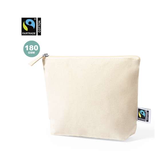 Neceser de línea nature, fabricado en 100% algodón de 180g/m2 en tono natural. Con certificación Fairtrade (Comercio Justo) un sistema comercial solidario y alternativo al convencional que persigue el desarrollo de los pueblos y la lucha contra la pobreza. Compartimento principal con cierre de cremallera y tirador a juego, incluida etiqueta Fairtrade y hangtag distintivo en cartón reciclado.