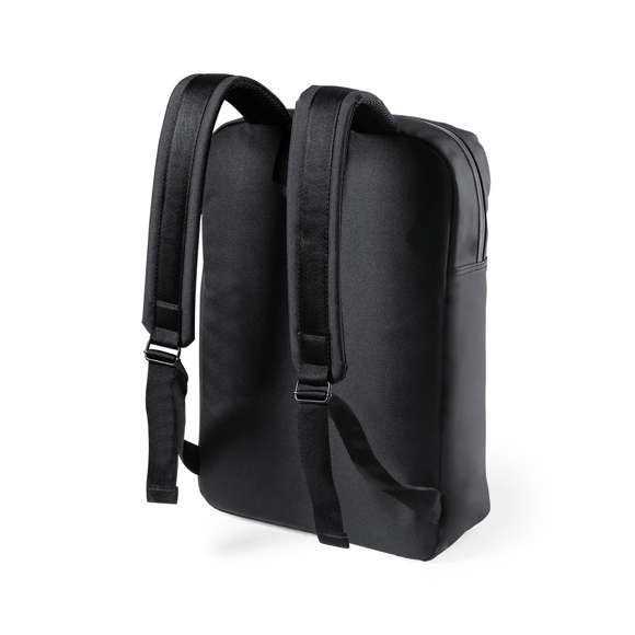  	Mochila de la más alta gama colección Limited Edition. Un complemento moderno, funcional y de gran belleza que sobrepasa todas las expectativas. Caracterizada por su elegante y minimalista diseño así como su calidad premium en resistente material texturizado de superficie infinita 600D/PVC. Cierre de cremallera invisible y bolsillo frontal. Con acolchado ergonómico en espalda y cintas de hombros, incluye compartimento interior acolchado para portátil de hasta 15 pulgadas y multiples compartimentos elásticos para una óptima organización de sus accesorios. 	 	De la perfecta combinación entre exclusividad y diseño, nace Limited Edition, una colección especial de ideas promocionales de edidición limitada. Un nuevo concepto, inspirado en la fusión de artículos premium con las últimas y más novedosas tendencias y que cuenta con una seleción limitada de unidades, convirtiendo así un regalo en una experiencia única e inolvidable. 	 	Exclusivo estuche de presentación Limited Edition, con diseño protegido por derechos de propiedad industrial. 	 	Incluida tarjeta con descripción de Limited Edition en cartón reciclado.