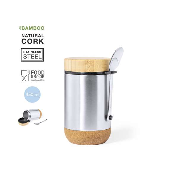 Fiambrera de línea nature y 450 ml de capacidad. Cuerpo en acero inox, con base de corcho para mantener la temperatura y tapón de seguridad en bambú, con accesorio de fijación para la cuchara de acero inox (incluida). Presentada en caja individual de diseño eco en cartón kraft.