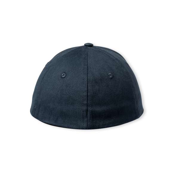 Gorra cerrada de 6 paneles de alta calidad y estilo original, fabricada en resistente combinación de algodón peinado y spandex. Con cómoda cinta interior elástica de suave ajuste en la cabeza y orificios de ventilación bordados. Disponible en variada gama de colores y en tallas S-M L-XL.