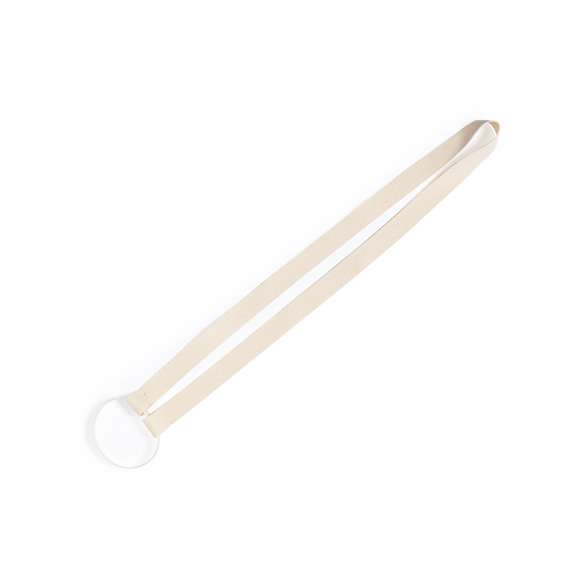 Original lanyard portavasos, con cinta en algodón y porta vasos a juego, 100% adaptable y fabricado en resistente silicona. El complemento perfecto para que los más festivaleros disfruten de cualquier evento sin ataduras.