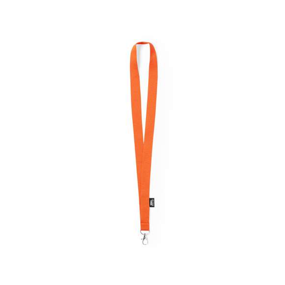 Lanyard de línea nature fabricado en resistente poliéster 300D RPET, con gancho metálico giratorio. Etiqueta con distintivo RPET y disponible en extensa gama de colores, color blanco especial para sublimación.El material RPET se elabora a partir de plástico reciclado, para así fomentar la reutilización de residuos plásticos y ayudar a la sostenibilidad del planeta.