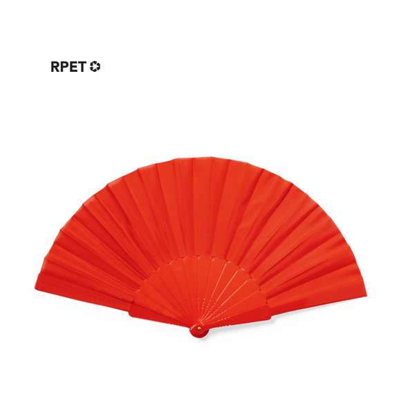Abanico de línea nature con tela en resistente poliéster 210T RPET. Varillas a juego también en RPET, con distintivo inyectado en molde. Disponible en variada gama de colores y presentado en caja individual blanca con ventana.El material RPET se elabora a partir de plástico reciclado, para así fomentar la reutilización de residuos plásticos y ayudar a la sostenibilidad del planeta.