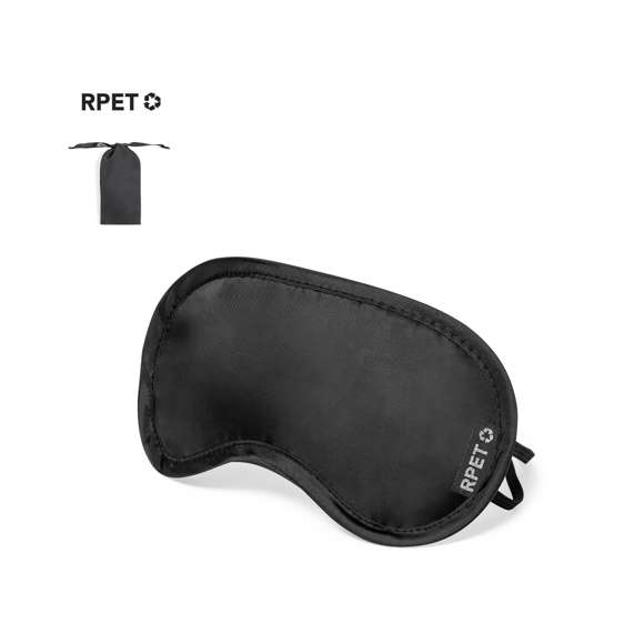 Máscara de viaje de suave y confortable ajuste, disponible en variada gama de colores. Fabricada en RPET, con doble elástico de sujeción y presentada en funda individual a juego de RPET con cierre de cordón. Distintivo RPET en máscara y funda.El material RPET se elabora a partir de plástico reciclado, para así fomentar la reutilización de residuos plásticos y ayudar a la sostenibilidad del planeta.