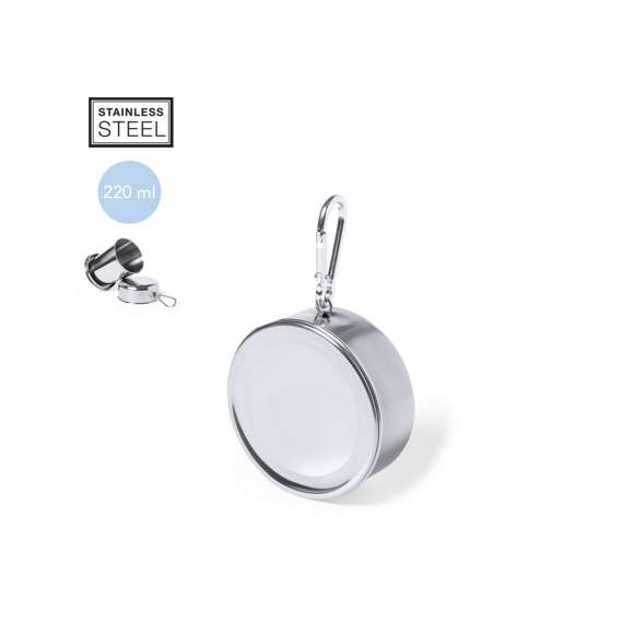 Original vaso plegable para emergencias fabricado en acero inox. De 220ml de capacidad y con mosquetón metálico de transporte.