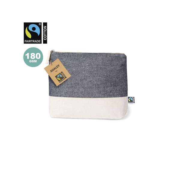  	Neceser de línea nature, fabricado en algodón 100%. Con certificación Fairtrade (Comercio Justo), un sistema comercial solidario y alternativo al convencional que persigue el desarrollo de los pueblos y la lucha contra la pobreza. Compartimento principal con cierre de cremallera y tirador a juego, con base en tono natural y parte frontal superior disponible en tonos negro y natural. Incluida etiqueta Fairtrade y hangtag distintivo en cartón reciclado.