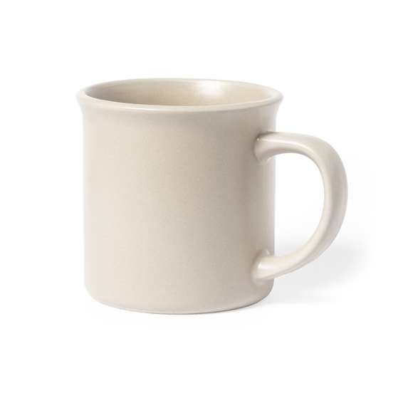 Taza de cerámica de 300ml de capacidad. De acabado mate y en color natural. Presentada en caja individual.