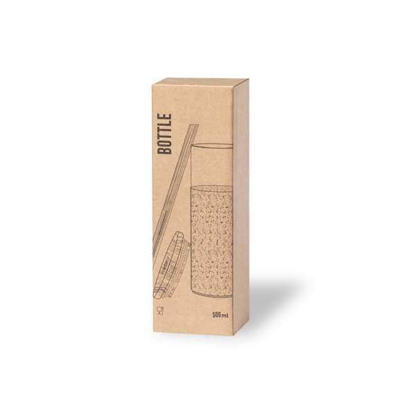 Bidón de línea nature de alta calidad y 500 ml de capacidad. Cuerpo fabricado en cristal de borosilicato, libre de BPA, que ofrece una resistencia y durabilidad excepcionales, alargando su vida útil y pudiendo ser reutilizado infinidad de veces. Incluye funda en corcho natural, tapón de bambú a presión con orificio para pajita y pajita reutilizable de bambú. Presentado en caja individual de diseño eco.