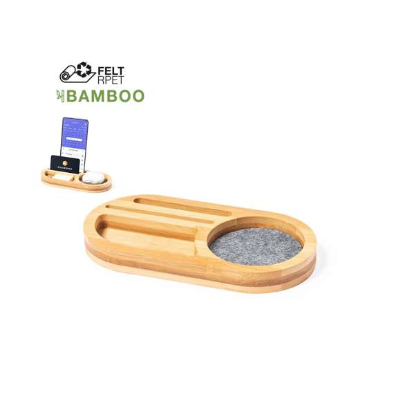 	Organizador de línea nature fabricado en bambú en combinación con fieltro RPET. Con función soporte para smartphone, varios compartimentos extra para objetos y amplia superficie de marcaje. Con distintivo fieltro RPET y presentado en caja individual de diseño kraft. 	 	El fieltro RPET reciclado es fruto de la combinación del proceso de reciclaje de materiales plásticos junto con la técnica milenaria de fabricación del fieltro, dando como resultado un material de eco-tendencia que, además de ser de origen reciclado, también se convierte en reciclable.