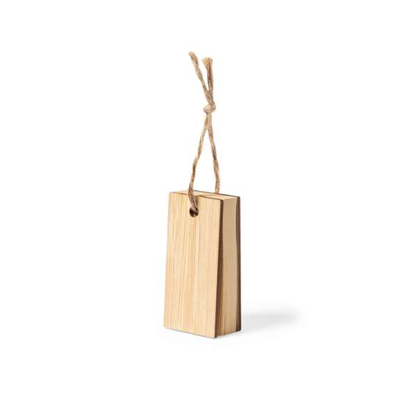 Portanotas de linea nature con tapas duras en bambú y cordón de yute. Incluye 80 notas adhesivas de acabado kraft.