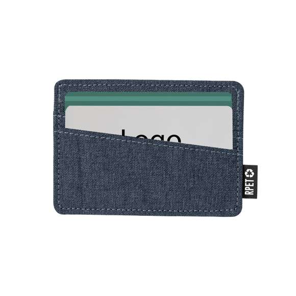 Elegante tarjetero fabricado en poliéster RPET 300D. Con 3 compartimentos independientes para tarjetas y distintivo RPET en la etiqueta exterior. 	 	El material RPET se elabora a partir de plástico reciclado, para así fomentar la reutilización de residuos plásticos y ayudar a la sostenibilidad del planeta.