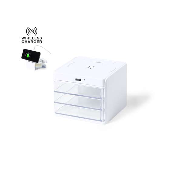 Cargador organizador con soporte para smartphone y cargador inalámbrico 10W integrado, compatible con dispositivos equipados con tecnología de carga inalámbrica Qi. Con 3 compartimentos de almacenaje transparentes y extraíbles. Indicador de estado de carga, con cable de carga Tipo C de 1 m incluido. Base antideslizante y presentado en caja individual de diseño kraft, con manual de instrucciones en español e inglés.Fabricado conforme a los estándares RoHS y en cumplimiento con los siguientes requisitos de seguridad:Sistema de protección contra sobrecalentamiento.Sistema de protección contra sobrecarga.Sistema de bloqueo para evitar cortocircuitos.