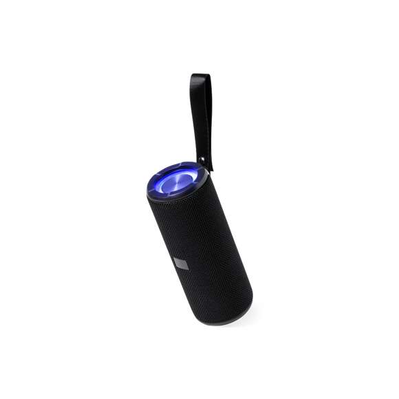  	Potente altavoz estéreo Bluetooth® 2x5W con luz multicolor y tecnología TWS (True Wirelss Stereo). Portátil y fabricado en resistente material forrado en poliéster, con rejilla. Con luces LED multicolor y 6 posiciones de iluminación. Conexión Bluetooth 5.0, con panel de control integrado en el lateral del altavoz. Con función manos libres y entrada de línea mediante conexión jack de 3,5 mm. Batería de litio de 1.200 mAh y cable de carga Tipo C incluido. Con asa de transporte y placa integrada en la rejilla para fácil marcaje. Presentado en caja individual de diseño kraft, con manual de instrucciones en español e inglés.