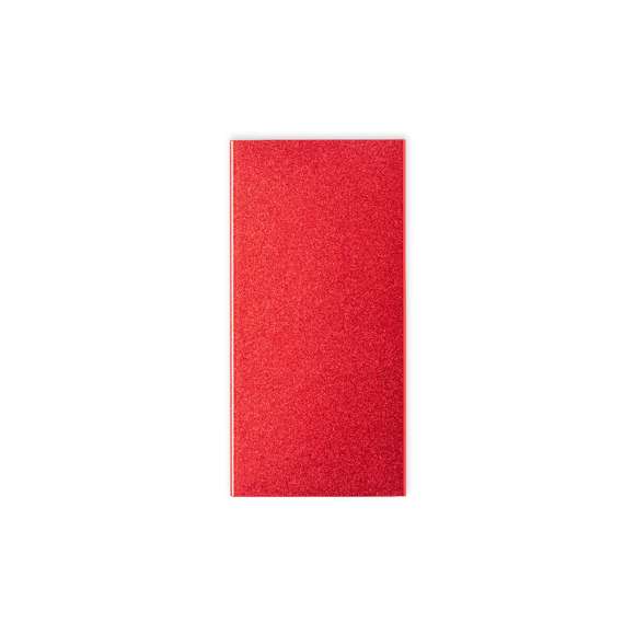Batería auxiliar externa de 4.000 mAh, fabricada en aluminio reciclado, con posibilidades de reciclaje casi infinitas, sin perder sus propiedades originales y consumiendo menos energía en este proceso. Con 2 salidas USB y conexión dual de entrada y salida Tipo C. Indicadores LED de estado de carga y cable de carga Tipo C incluido. Disponible en variada gama de colores y presentada en caja individual de diseño kraft, con manual de instrucciones en español e inglés.Entrada/Salida USB C: 5V DC 2.4VSalidas USB: 5V DC 2.4ALas capacidades mostradas en todas nuestras baterías auxiliares externas son reales, incorporando todas ellas baterías de grado A y no recicladas, con una vida útil de al menos 500 ciclos de carga y según normativa CE. Además, están fabricadas conforme a los estándares RoHS y en cumplimiento con los siguientes requisitos de seguridad:Sistema de protección contra sobrecarga del power bank. Sistema de protección contra descarga completa que proporciona una mayor durabilidad del power bank. Sistema de bloqueo para evitar cortocircuitos. Sistema de transferencia de carga constante, acorde con la capacidad del dispositivo de destino.