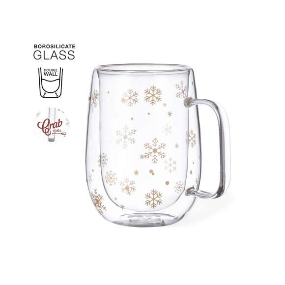 Taza térmica de doble pared y 400 ml de capacidad. Con original diseño de copos de nieve y área de marcaje especial en el frontal. Fabricada en cristal de borosilicato, que ofrece una resistencia y durabilidad excepcionales, alargando su vida útil y pudiendo ser reutilizada infinidad de veces.Presentada en caja de diseño en color negro con ilustración en color dorado.