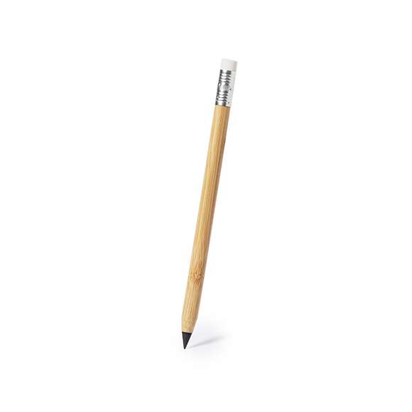Lápiz eterno fabricado en bambú. Reutilizable y con escritura infinita, para así usar siempre el mismo lápiz y no generar residuos. Incluye goma de borrar en la parte superior del lápiz.Presentado en estuche individual troquelado de cartón reciclado que contiene lima afiladora. Materiales como el bambú fomentan la utilización de materias primas naturales reduciendo las emisiones contaminantes. Además, el bambú proviene de una planta de gran resistencia y versatilidad, con crecimiento y regeneración rápida, siendo una excelente alternativa al uso de madera tradicional.