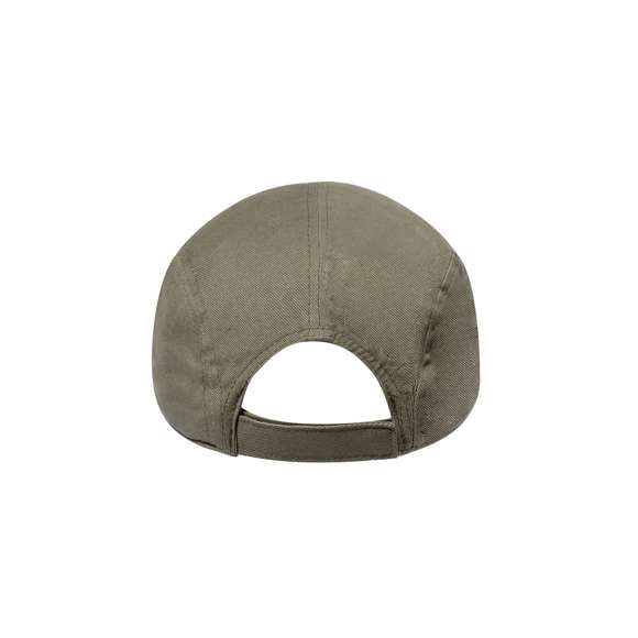 Gorra de corte clásico confeccionada en tejido 100% algodón. Con una pequeña visera y cierre de velcro, para un cómodo y firme ajuste en la cabeza. Disponible en variada gama de colores.