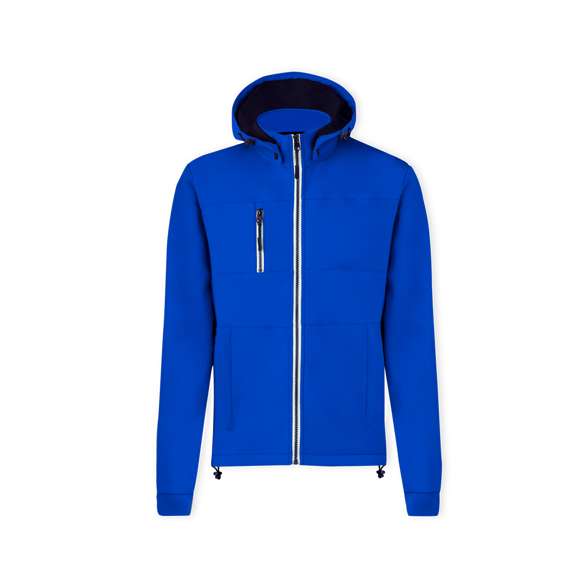 Chaqueta de resistente y transpirable material soft shell de 300g/m2. De corte moderno, con cremallera central, bolsillos laterales y práctico bolsillo en pecho con cierres de cremallera y tiradores en contraste. Cuello elevado con capucha ajustable y desmontable. Dobladillo inferior con cordón ajustable. Mangas con cómodos puños de punto en color a juego. Exterior en soft shell resistente al viento y al agua, e interior de cálido micropolar en color contraste. Disponible en tallas XS, S, M, L, XL, XXL.
