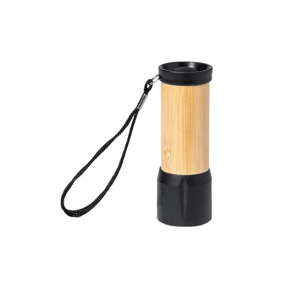Linterna fabricada en bambú y resistente ABS negro. Con 9 LEDs, correa de sujeción y alimentación a pilas (3xAAA no incluidas). Presentada en caja individual de diseño kraft.Materiales como el bambú fomentan la utilización de materias primas naturales reduciendo las emisiones contaminantes. Además, el bambú proviene de una planta de gran resistencia y versatilidad, con crecimiento y regeneración rápida, siendo una excelente alternativa al uso de madera tradicional.