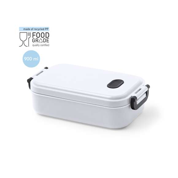 Fiambrera con exterior en acabado mate, fabricada en PP reciclado libre de BPA. De 900ml de capacidad y tapa hermética con cierres de seguridad. Dispone de Certificación Food Grade, garantizando la seguridad cuando los alimentos entran en contacto con el material usado para fabricar el producto. Disponible en variada gamas de colores. Presentada en bolsa individual reciclada.El PP reciclado es un plástico reciclado y altamente reciclable, de gran resistencia y apto para multitud de aplicaciones.