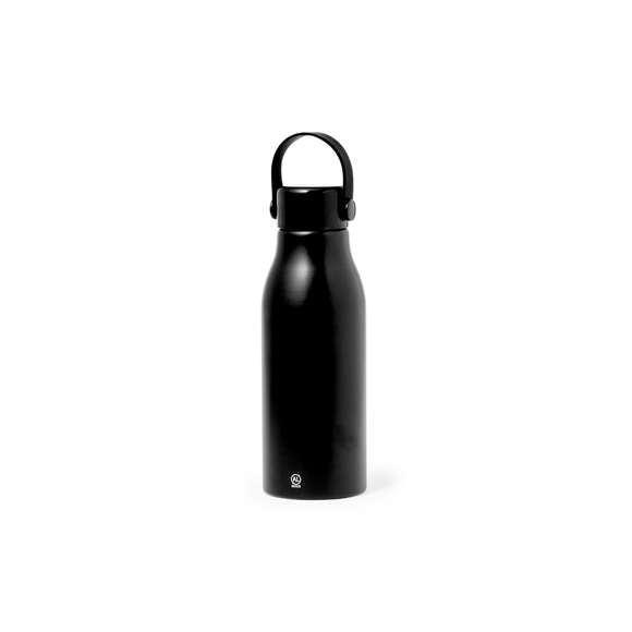 Bidón de 700 ml de capacidad. Fabricado en resistente y sostenible aluminio reciclado. Con tapón a rosca en mate y asa integrada a juego para un sencillo transporte. Cuerpo de acabado satinado. Disponible en variada gama de colores y libre de BPA. Incluye distintivo Aluminio Reciclado. Presentado en caja de diseño kraft y en bolsa individual reciclada.El aluminio reciclado es un material con posibilidades de reciclaje casi infinitas, sin perder sus propiedades originales y consumiendo menos energía en este proceso.
