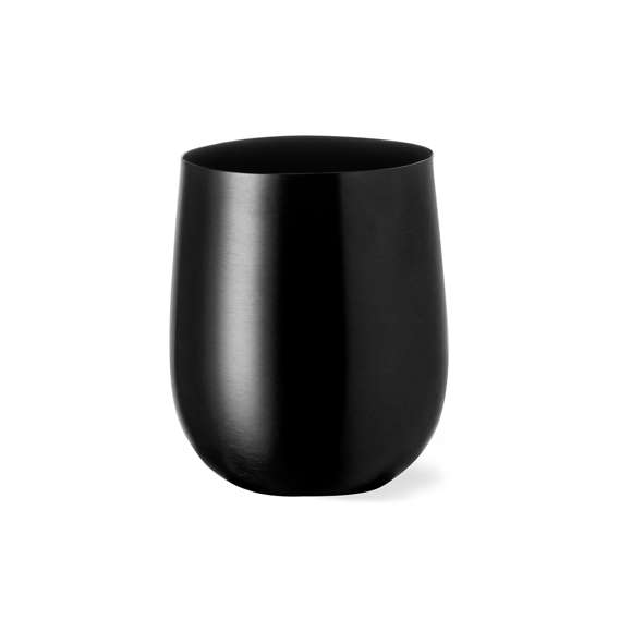 Vaso de 480 ml de capacidad fabricado en aluminio y disponible en variada gama de colores metalizados. Presentado en atractiva caja individual de diseño kraft.