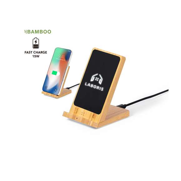 Cargador inalámbrico con función soporte para smartphone. Fabricado en bambú, con superficie en elegante color negro. Luz led interior y recubrimiento exterior especialmente diseñado para marcaje en láser, iluminando así el logotipo. Con función carga de 15W y compatible con dispositivos equipados con tecnología Qi. Amplia superficie de marcaje y presentado en atractiva caja de diseño kraft.