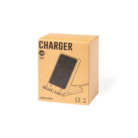 Cargador inalámbrico con función soporte para smartphone. Fabricado en bambú, con superficie en elegante color negro. Luz led interior y recubrimiento exterior especialmente diseñado para marcaje en láser, iluminando así el logotipo. Con función carga de 15W y compatible con dispositivos equipados con tecnología Qi. Amplia superficie de marcaje y presentado en atractiva caja de diseño kraft.