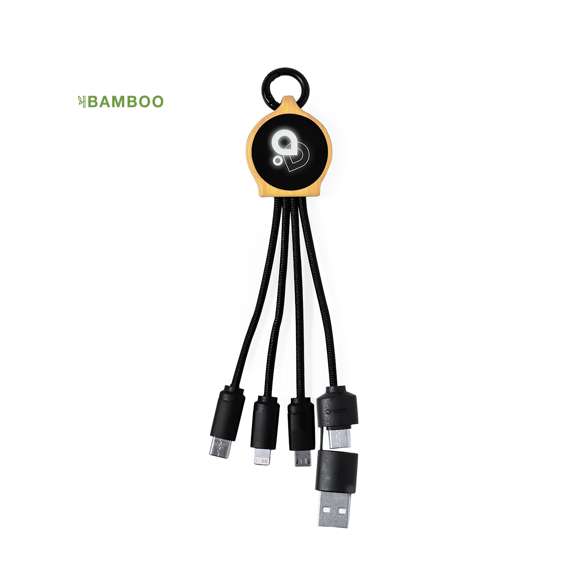 Cable cargador fabricado en bambú y superficie en elegante color negro, con luz led interior y un recubrimiento exterior especialmente diseñado para marcaje en láser, iluminando así el logotipo. Con conexiones de entrada Tipo C y USB y salidas Tipo C, Lightning y Micro USB. 5V DC 2.4A. Presentado en bolsa individual de diseño kraft.