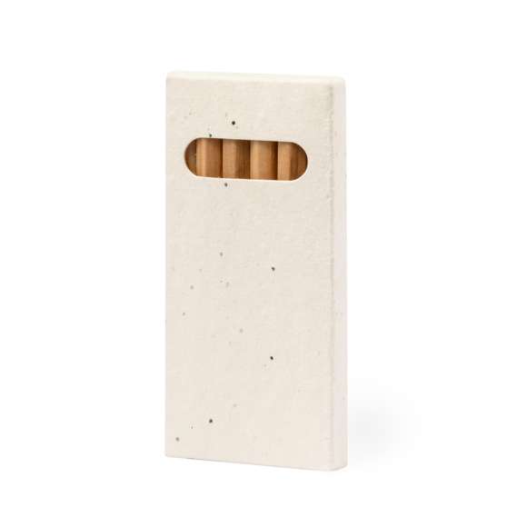 Set de 6 lápices en caja de cartón natural con semillas. Lápices de madera con cuerpo hexagonal de acabado natural y minas en variada gama de colores. Incluye semillas de petunia en la caja, convirtiéndolo así en cartón plantable al final de su vida útil. Flores en colores surtidos, con instrucciones de plantado en la cubierta trasera.