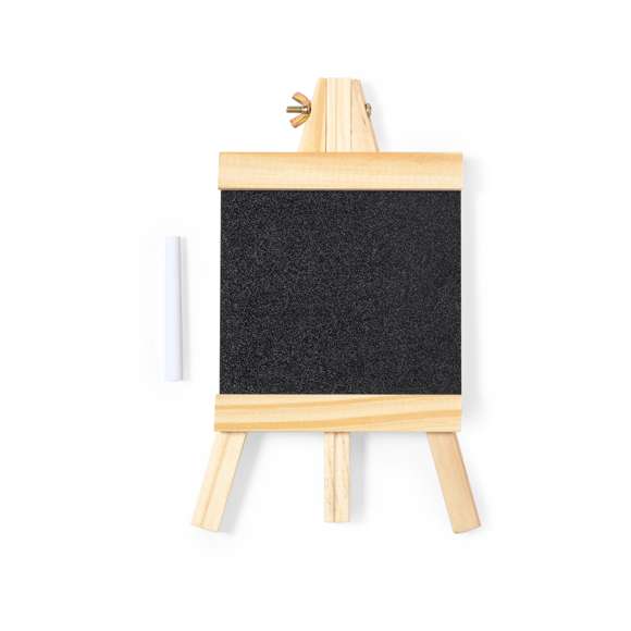 Original atril con pizarra hecha en madera, con tiza incluida. Presentado individualmente en caja de diseño kraft.