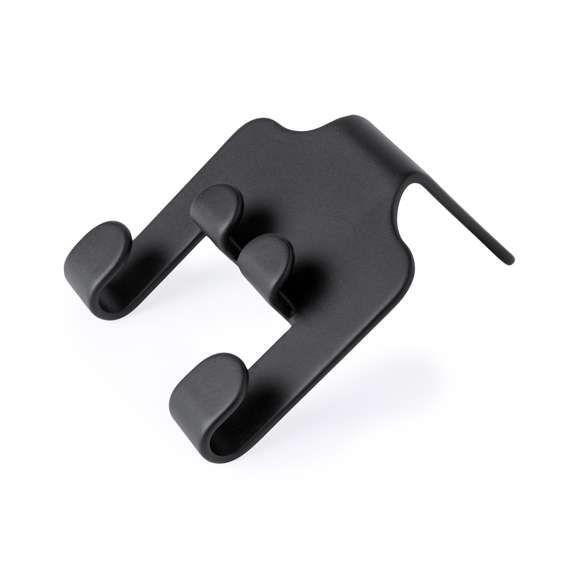 Resistente soporte fabricado en ABS. Fácil instalación mediante el gancho abierto diseñado para colocarse en el reposacabezas, con soporte para dispositivos móviles y dos ganchos adicionales para bolsas. Presentado en bolsa individual.