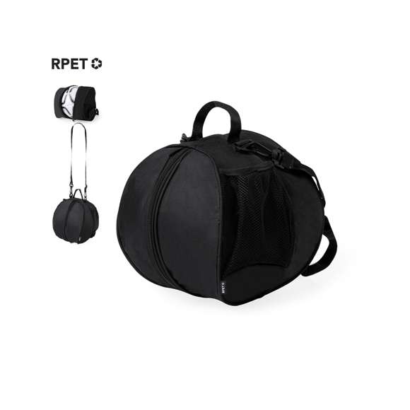 Práctica bolsa para balones fabricada en RPET. Cuenta con un compartimento central que permite guardar una pelota mediante un cierre de cremallera, siendo fácil de transportar tanto por el asa de mano como por la cinta para hombro. Además, dispone de dos bolsillos laterales de rejilla. Con logotipo RPET en etiqueta.El material RPET se elabora a partir de plástico reciclado, para así fomentar la reutilización de residuos plásticos y ayudar a la sostenibilidad del planeta.