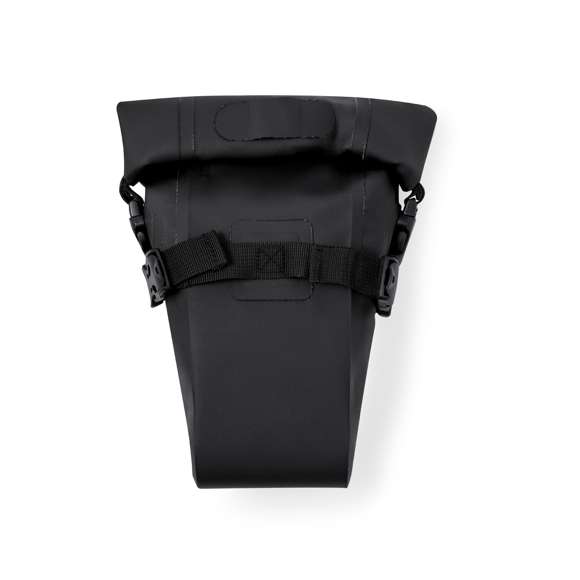Bolsa para bicicleta impermeable. Complemento perfecto para bicicletas, con acoples para sillín y tija. Con cierre de hebilla y sistema de cierre plegable para una mayor impermeabilidad.
