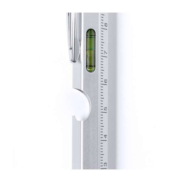 Bolígrafo multifunción 8 en 1 de mecanismo giratorio, fabricado en acero inox. Incluye regla en cm y pulgadas, nivel, abridor, 1 LED alimentado por pila de botón (incluida), puntero, punta plana y philips. Con clip metálico y tinta azul. Presentado individualmente en caja de diseño kraft.
