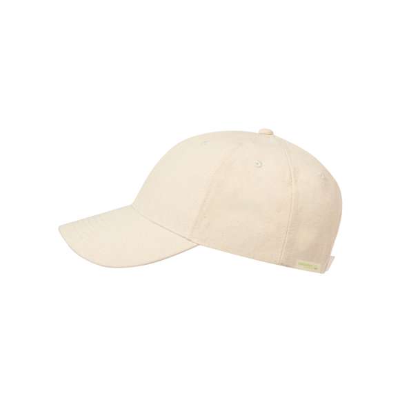 Gorra para niño de 6 paneles en 100% Algodón Orgánico. Cierre ajustable de hebilla metálica en color bronce. Etiqueta en interior con logo Algodón Orgánico.