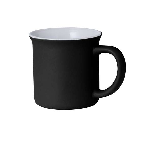 Taza de cerámica con 300 ml de capacidad. Distinguido diseño vintage en combinación de interior en color blanco y exterior en variada gama de colores mate. Presentada en caja individual acabado kraft.