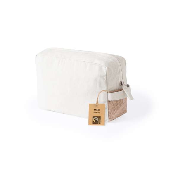 Neceser Fairtrade de línea nature, fabricado en algodón 100%. Compartimento principal con cierre de cremallera y tirador a juego, con laterales y base reforzados en yute. En elegante tono natural. Incluida etiqueta Fairtrade y etiqueta con logotipo en cartón reciclado.Con certificación Fairtrade (Comercio Justo), un sistema comercial solidario y alternativo al convencional que persigue el desarrollo de los pueblos y la lucha contra la pobreza.