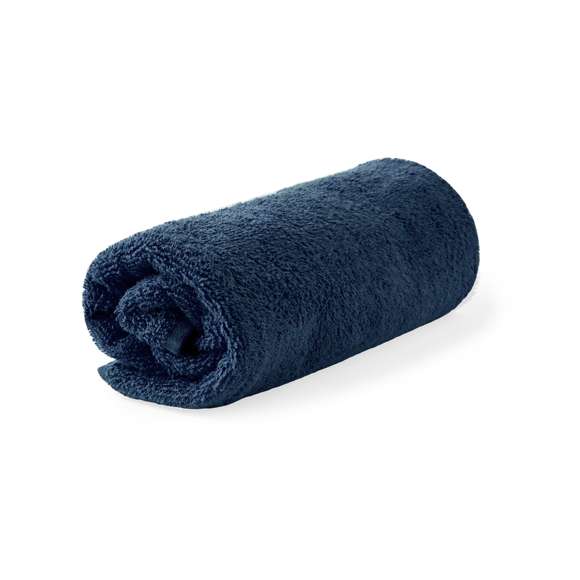 Toalla absorbente confeccionada en Algodón Orgánico de 350 g/m2. Con un tamaño de 50x100 cm, está disponible en una variada gama de colores. Con logotipo Algodón Orgánico en etiqueta. Presentada en bolsa individual reciclada.