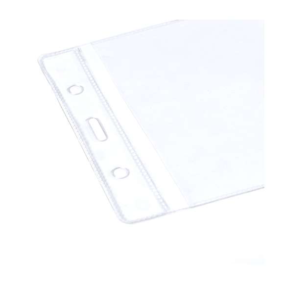Identificador vertical de PVC. Práctico porta acreditaciones con parte superior reforzada y perforaciones tanto para la sujeción central como en los laterales.