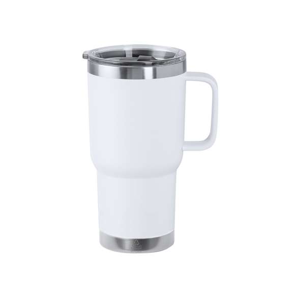 Taza térmica fabricada en acero inox reciclado, con doble pared y 600 ml de capacidad en color mate. Incluye tapa con cierre a presión, dosificador de fácil apertura y asa rígida para mayor comodidad. Es ideal para tener en tu escritorio, mesa o en cualquier superficie donde disfrutar tranquilamente de tu bebida favorita. Con logotipo Acero Inox Reciclado. El acero es uno de los materiales más demandados y que puede encontrarse casi en todas partes, desde productos de uso diario a grandes construcciones. Con innumerables propiedades, entre las que cabe destacar la durabilidad y su alto grado de reutilización, convirtiéndolo en una alternativa muy valorada en soluciones de sostenibilidad. Debidamente tratado, permite obtener nuevos recursos de infinita utilización